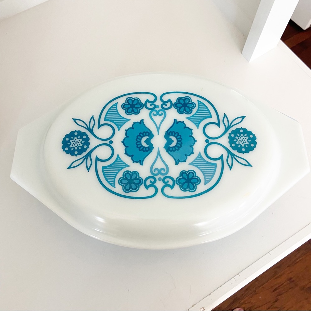 Vintage Pyrex Apollo Blue Lidded Casserole Dish 2.5 Quart - Picture 3 of 6